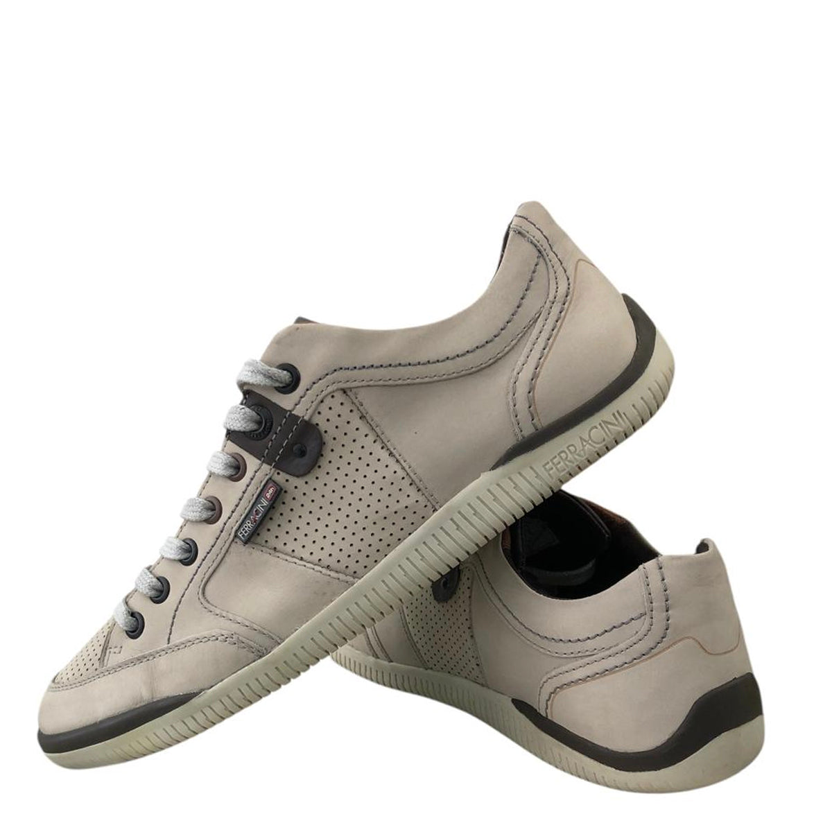 Zapatilla de hombre en cuero 7312-246D