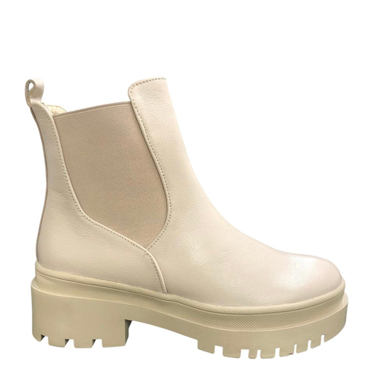 Botín con suela track MN230