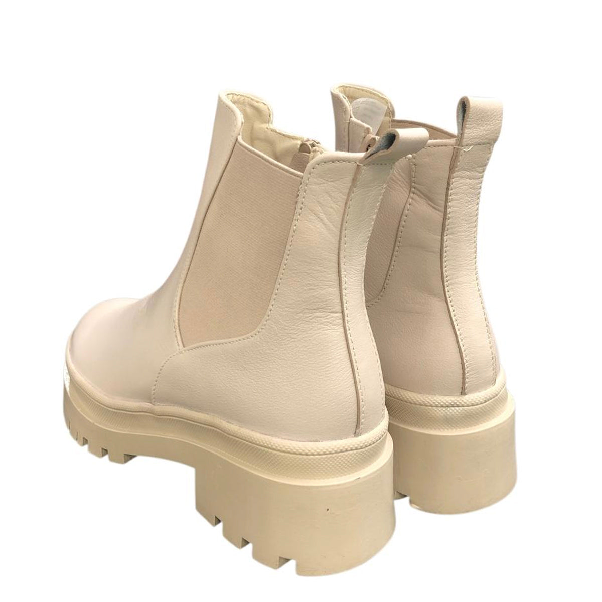 Botín con suela track MN230